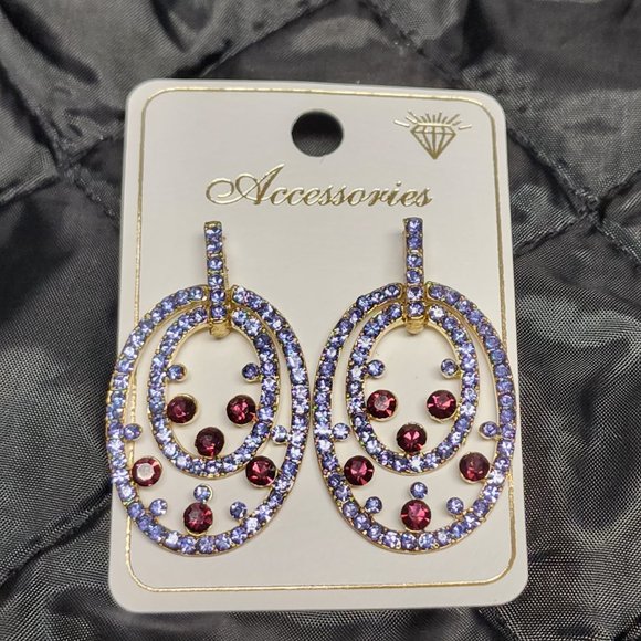 Blue and red color pierced Earing. condition new - Picture 2 of 4